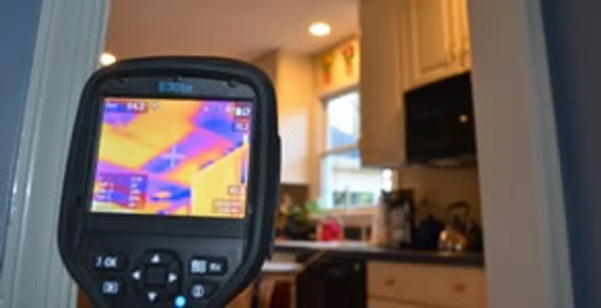 home energy audit service using thermal imaging to evaluate electrical efficiency inside a home in Green Bay, WI